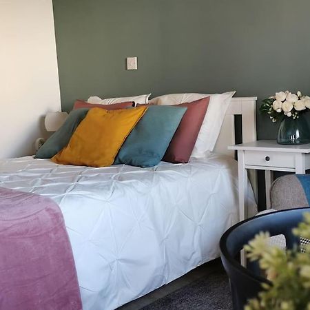 Pretty And Quiet Studio, With Wifi And Parking Limassol Luaran gambar