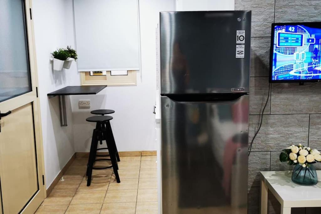 Pretty And Quiet Studio, With Wifi And Parking Limassol Luaran gambar